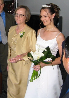ali_janice_070304.JPG