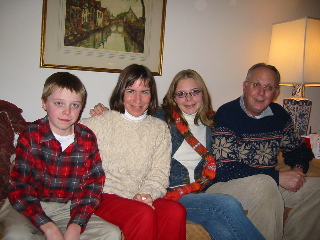 bob_family_122504.JPG