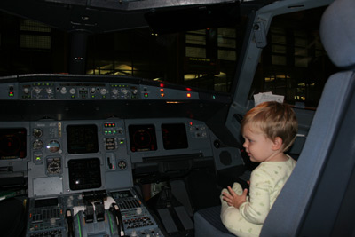 gus_cockpit_100705_1.jpg