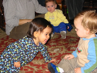 gus_evie_abby_120404.JPG