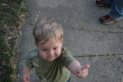 gus_sharing_051005.jpg