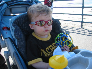 gus_sunglasses_042905.JPG