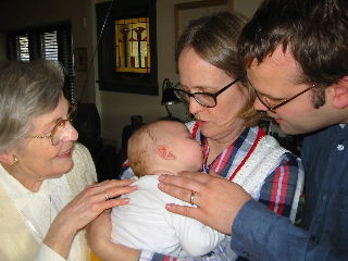 gus_family_041104.JPG