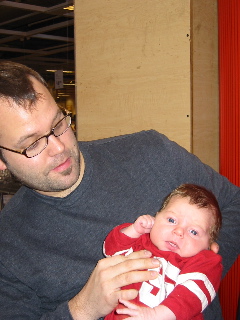 gus_ikea_011904.JPG