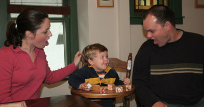 jenn_ryan_gus_010206.jpg